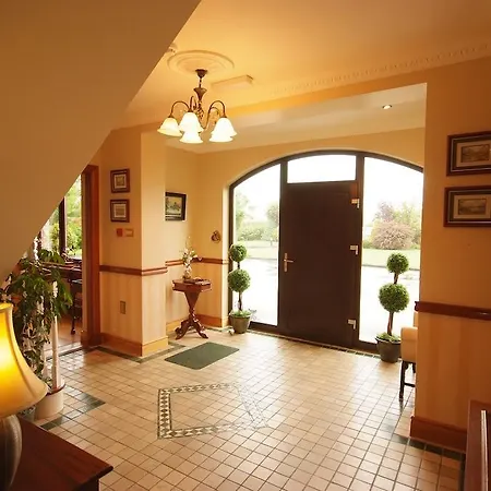 Bed & Breakfast Dunross House