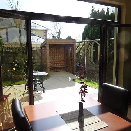 Bed & Breakfast Dunross House