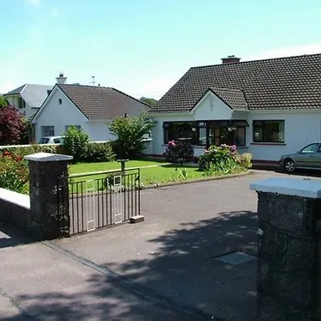 Bed & Breakfast Dunross House